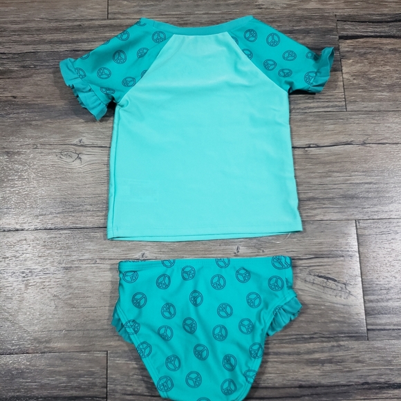 Girls swim suit - Picture 4 of 6